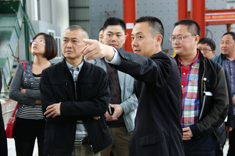 公司順利通過(guò)四川省質(zhì)量技術(shù)審查評價(jià)中心專(zhuān)家評審組資質(zhì)認定現場(chǎng)復評審